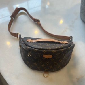 Louis Vuitton Bumbag Monogram